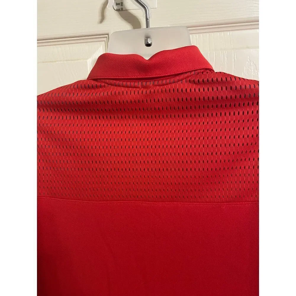Nike men red